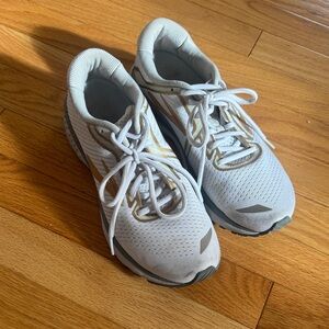 Brooks White and Gold Athletic Shoes